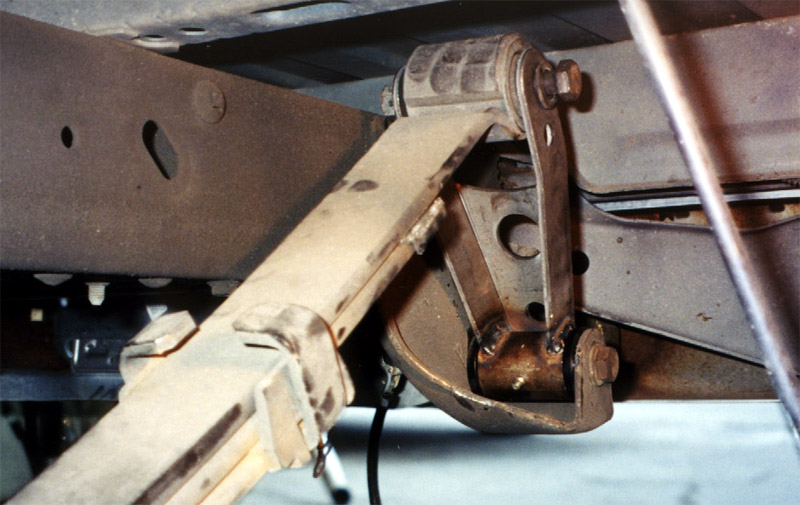 2 drop shackles silverado sealkurt